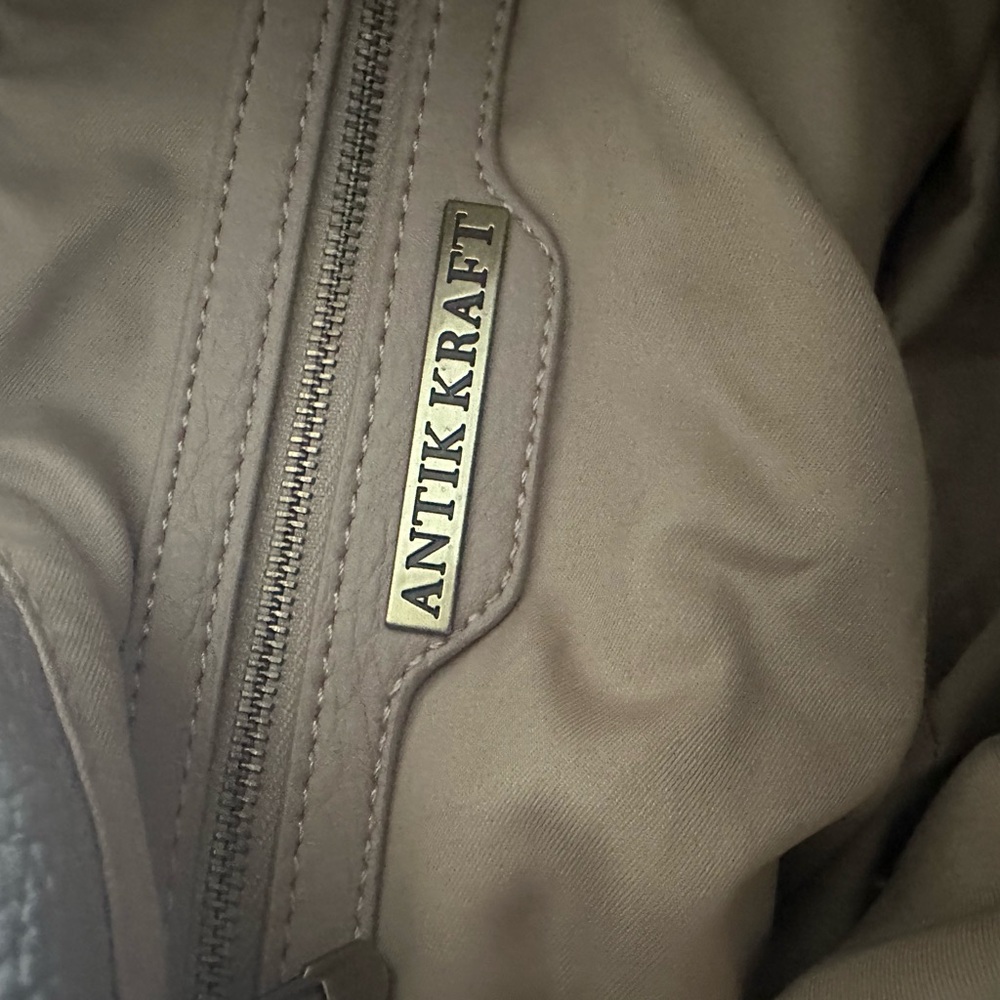 Antik‎ Kraft Leather Women's Bag - Picture 9 of 10
